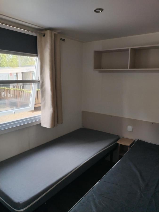 Les Sables Du Midi Hotel เซริญญ็อง ภายนอก รูปภาพ