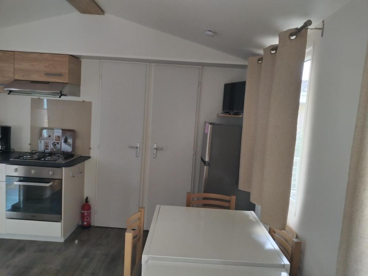Les Sables Du Midi Hotel เซริญญ็อง ภายนอก รูปภาพ