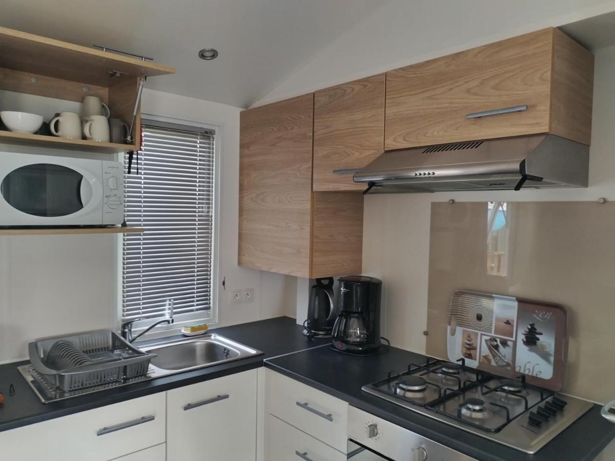 Les Sables Du Midi Hotel เซริญญ็อง ภายนอก รูปภาพ