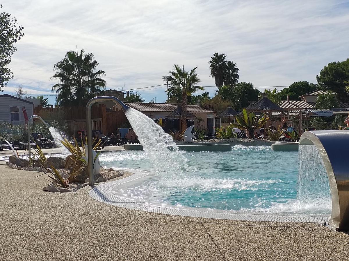 Les Sables Du Midi Hotel เซริญญ็อง ภายนอก รูปภาพ